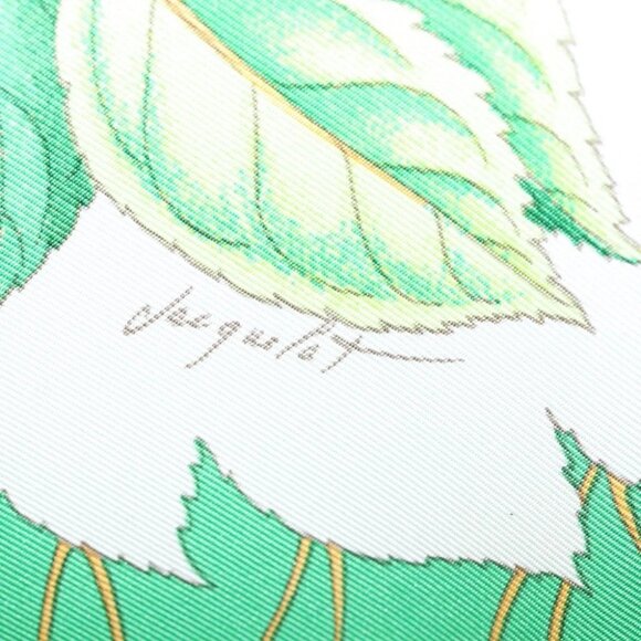 HERMES Carre 90 Scarf ""Les merises"" Silk Green Auth 135497 - Picture 8 of 14